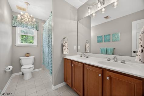 16 Saint Andrews Court Mount Olive NJ 07836