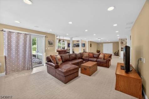 16 Saint Andrews Court Mount Olive NJ 07836