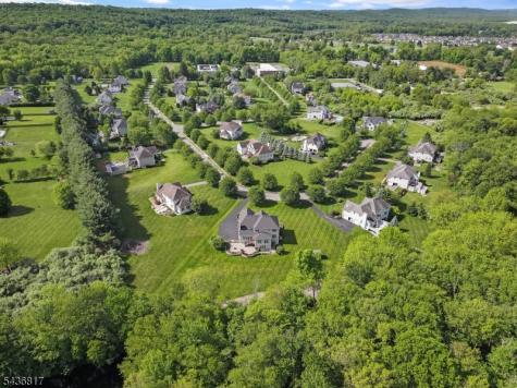 16 Saint Andrews Court Mount Olive NJ 07836