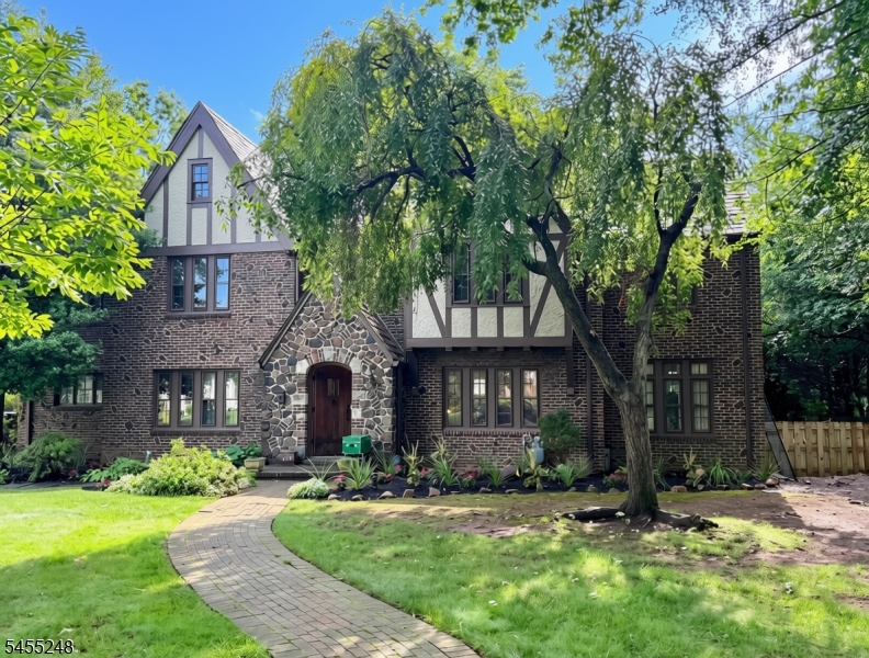 425 Ridgewood Avenue Glen Ridge Boro NJ 07028