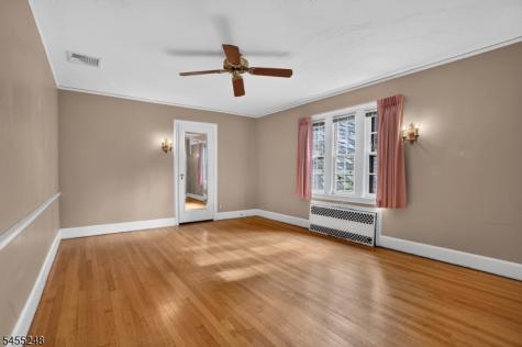 425 Ridgewood Avenue Glen Ridge Boro NJ 07028