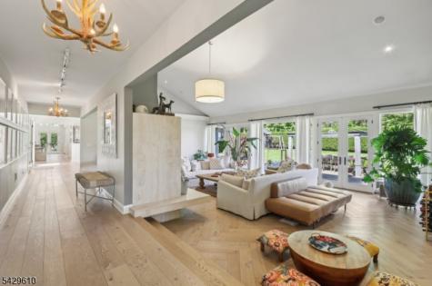 15 Laurie Court Scotch Plains NJ 07076