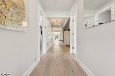 15 Laurie Court Scotch Plains NJ 07076