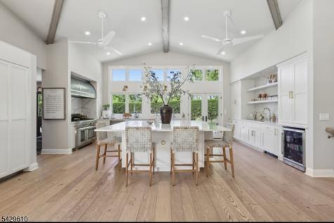 15 Laurie Court Scotch Plains NJ 07076