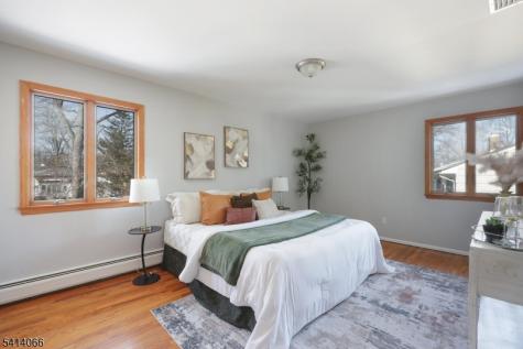 372 Willow Way Clark NJ 07066
