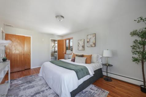 372 Willow Way Clark NJ 07066