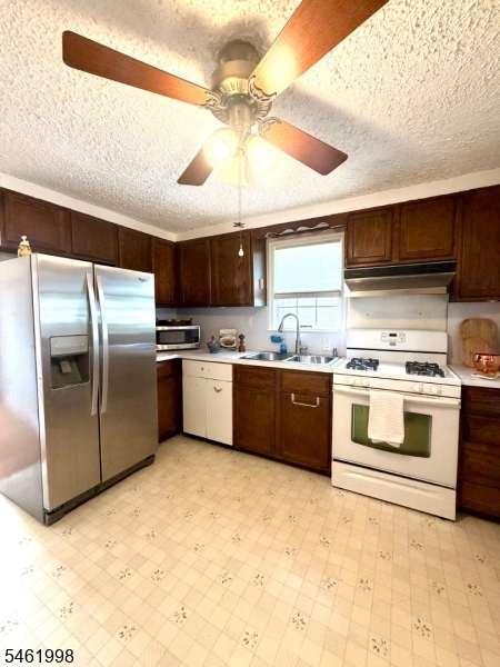 206 Delacy Drive North Plainfield NJ 07060
