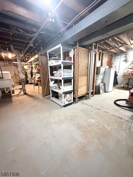206 Delacy Drive North Plainfield NJ 07060