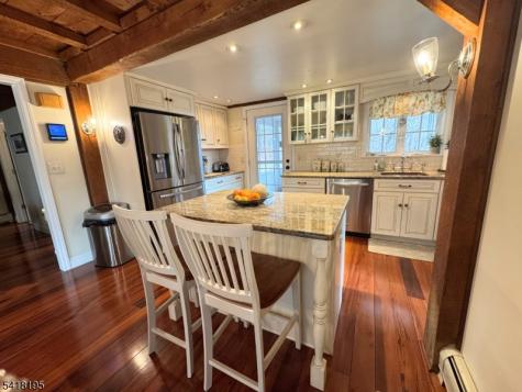 60 Plotts Road Hampton NJ 07860