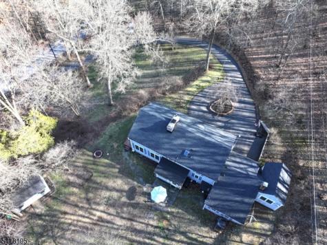 60 Plotts Road Hampton NJ 07860