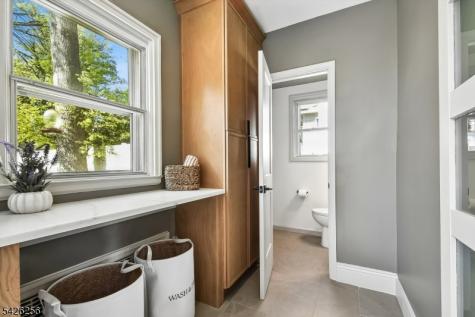 84 Lawrence Avenue West Orange NJ 07052