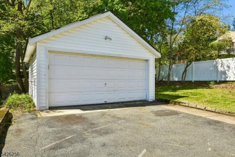 84 Lawrence Avenue West Orange NJ 07052