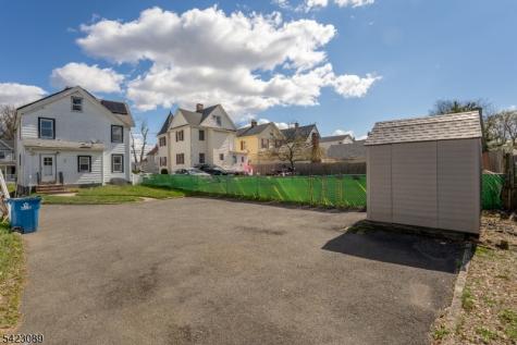 175 Duer Street North Plainfield NJ 07060