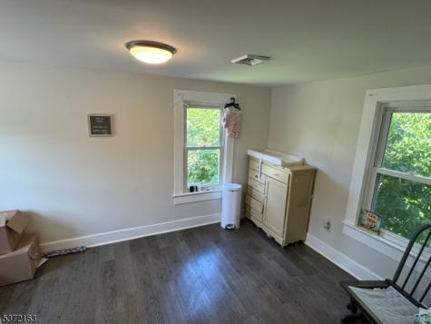 26 Vannatta Street Washington NJ 07882