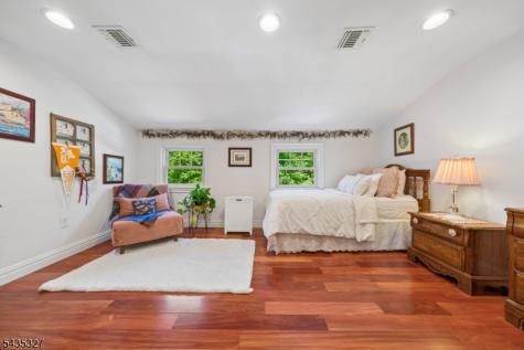 2659 Deer Path Scotch Plains NJ 07076
