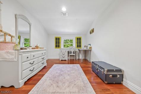 2659 Deer Path Scotch Plains NJ 07076