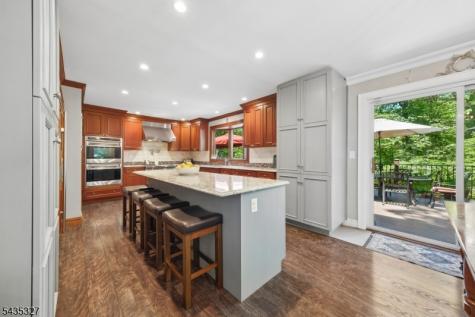 2659 Deer Path Scotch Plains NJ 07076