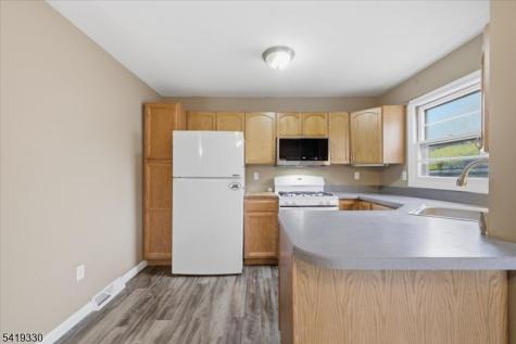 131 De Hart Street Lincoln Park NJ 07035