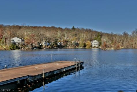 60 Highland Road Bloomingdale NJ 07403