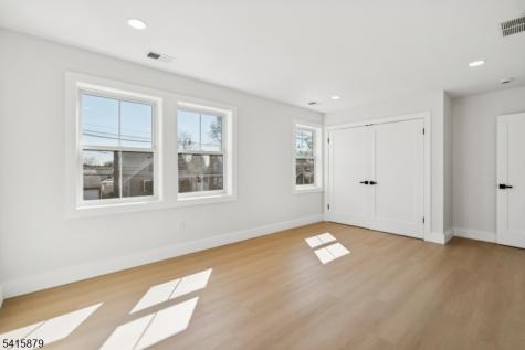 662 Summit Road Union NJ 07083