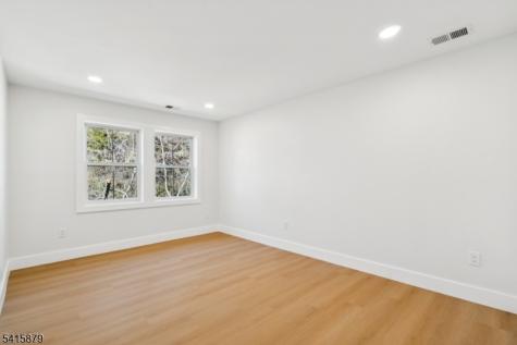 662 Summit Road Union NJ 07083