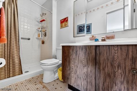 203 Brookside Lane Hillsborough NJ 08844