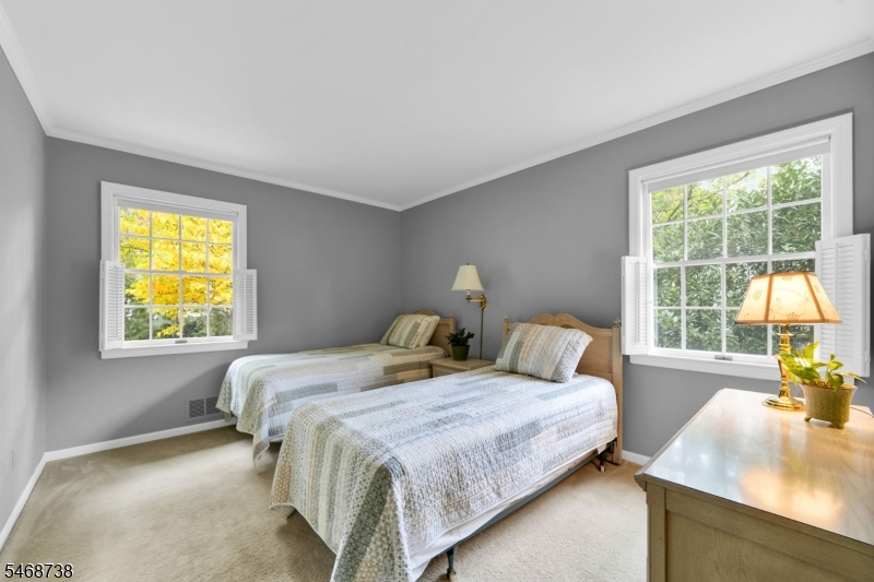1430 Sylvan Lane Scotch Plains NJ 07076