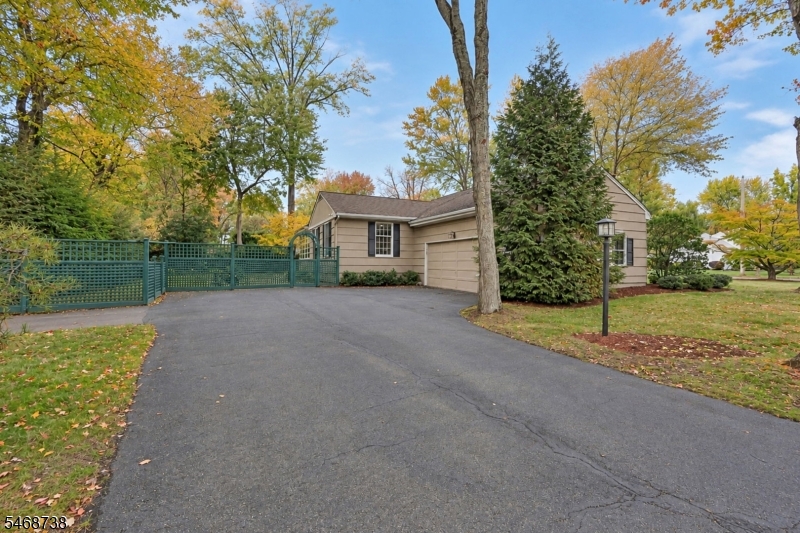 1430 Sylvan Lane Scotch Plains NJ 07076