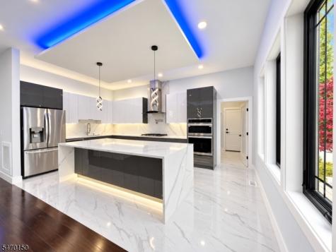 42 Milton Avenue Edison NJ 08820