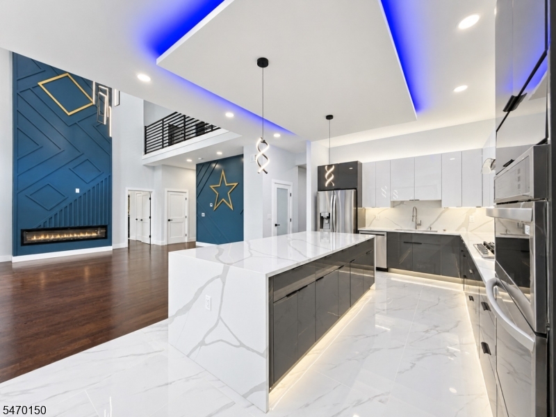 42 Milton Avenue Edison NJ 08820
