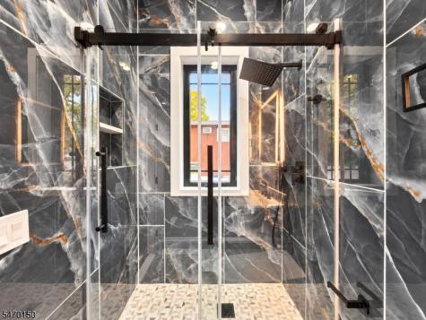 42 Milton Avenue Edison NJ 08820