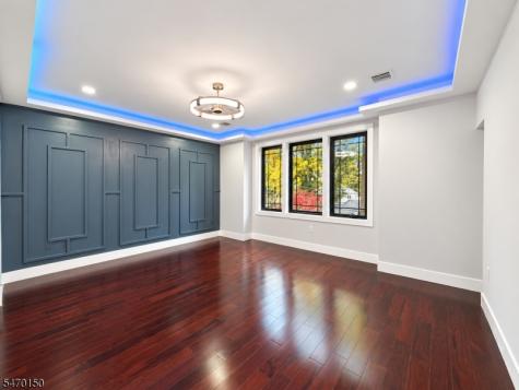 42 Milton Avenue Edison NJ 08820