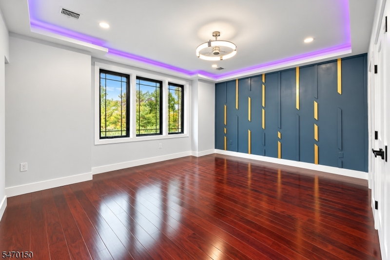 42 Milton Avenue Edison NJ 08820