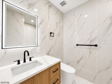 42 Milton Avenue Edison NJ 08820