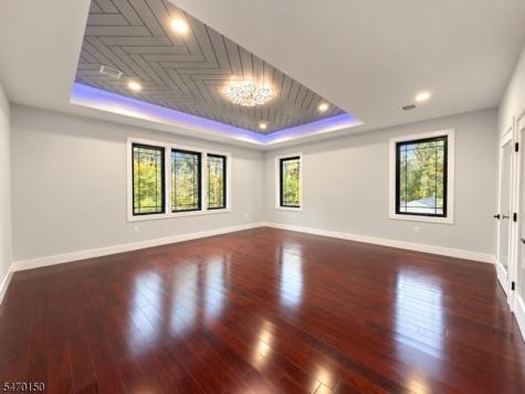 42 Milton Avenue Edison NJ 08820