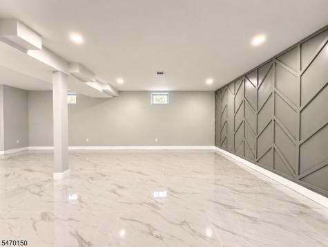 42 Milton Avenue Edison NJ 08820