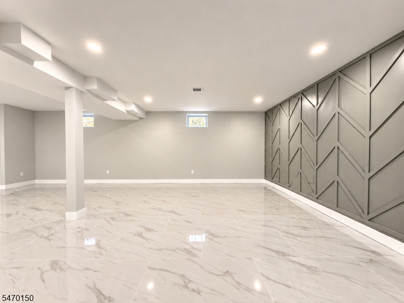 42 Milton Avenue Edison NJ 08820