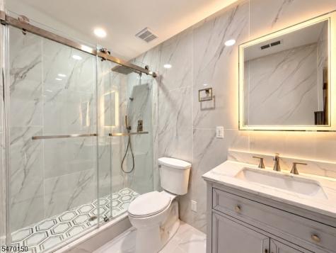 42 Milton Avenue Edison NJ 08820