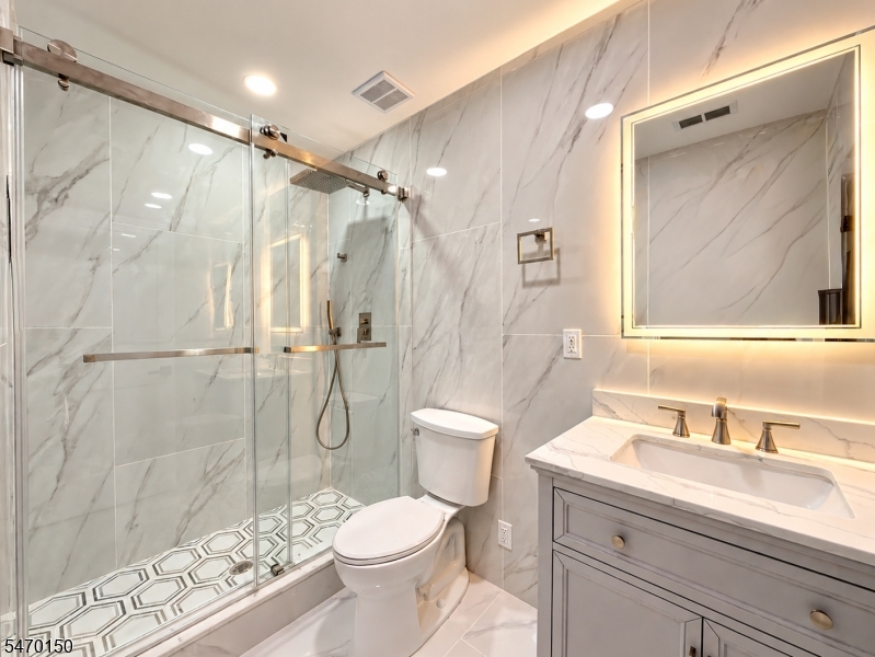 42 Milton Avenue Edison NJ 08820