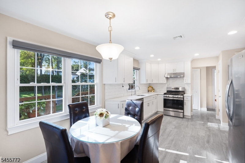 6 Selmar Terrace East Hanover NJ 07936