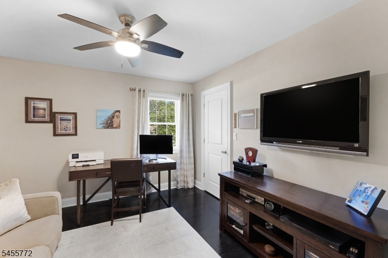 6 Selmar Terrace East Hanover NJ 07936