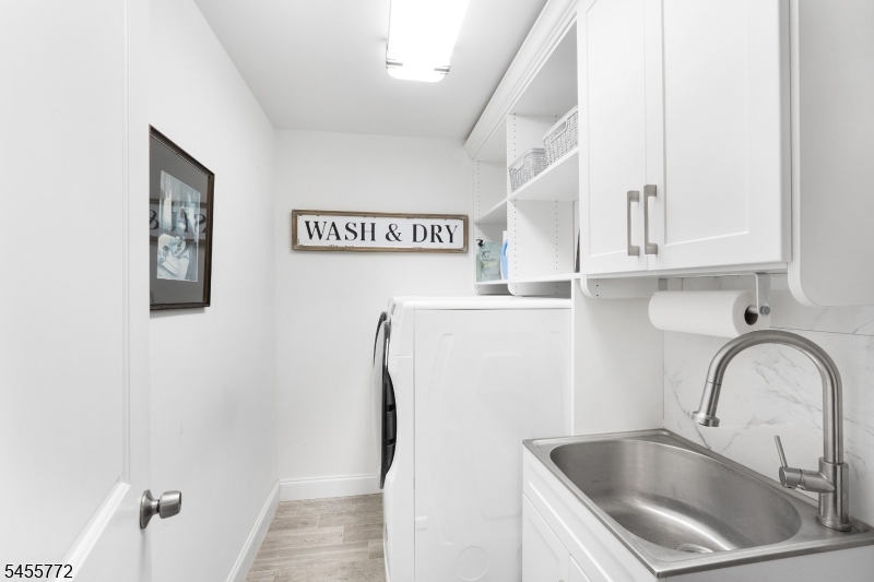 6 Selmar Terrace East Hanover NJ 07936