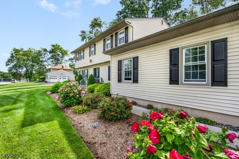 6 Selmar Terrace East Hanover NJ 07936