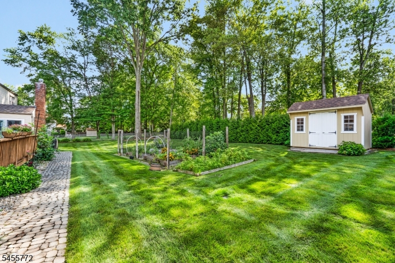 6 Selmar Terrace East Hanover NJ 07936