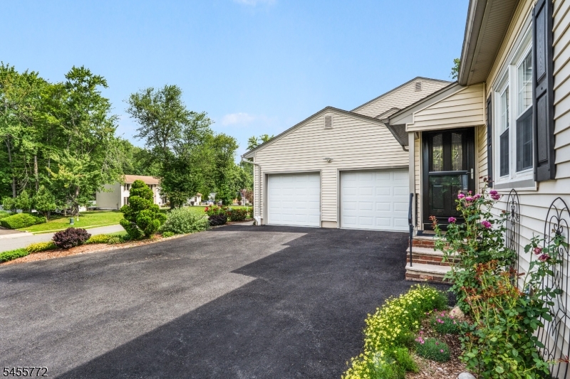 6 Selmar Terrace East Hanover NJ 07936