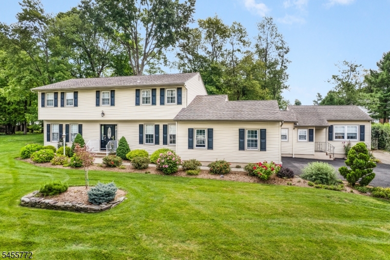 6 Selmar Terrace East Hanover NJ 07936