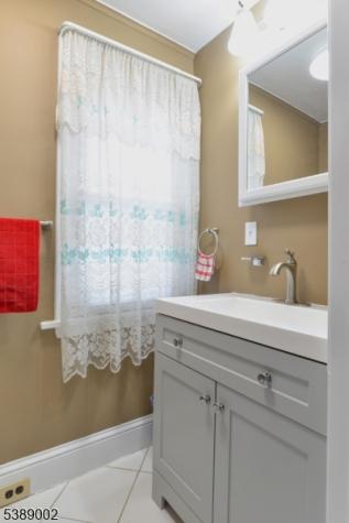 190 Malone Avenue Belleville NJ 07109
