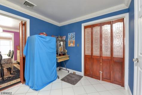 190 Malone Avenue Belleville NJ 07109