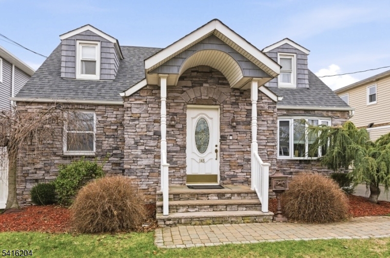 145 Canterbury Avenue North Arlington NJ 07031