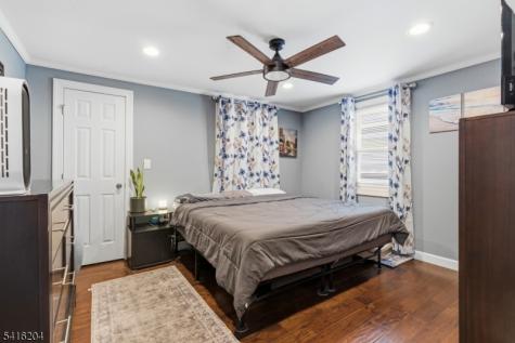 145 Canterbury Avenue North Arlington NJ 07031